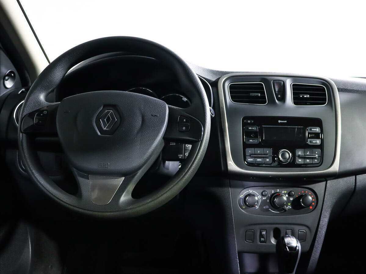 Renault Logan б/у, 2017, Автоматическая. Фото: #11