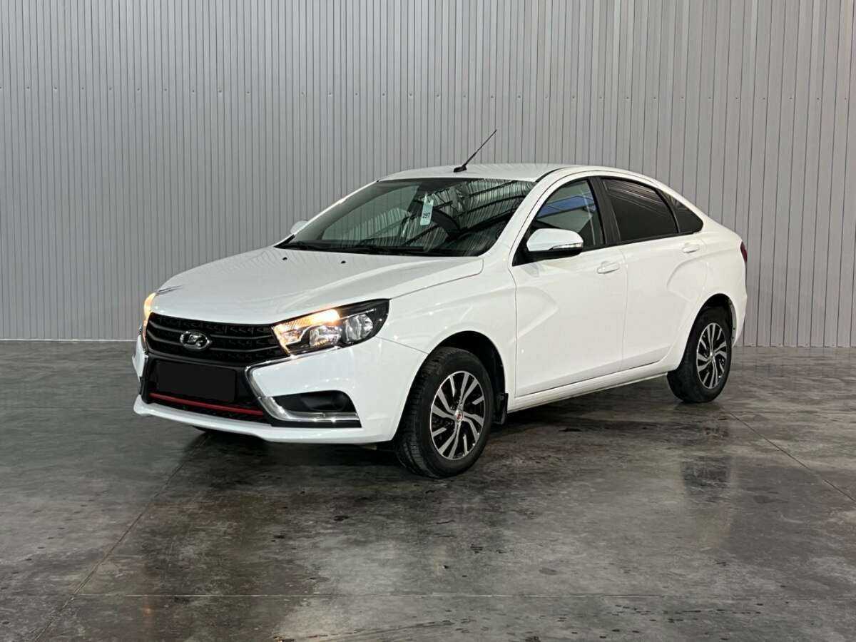 Lada (ВАЗ) Vesta б/у, 2020, Механическая. Фото: #0