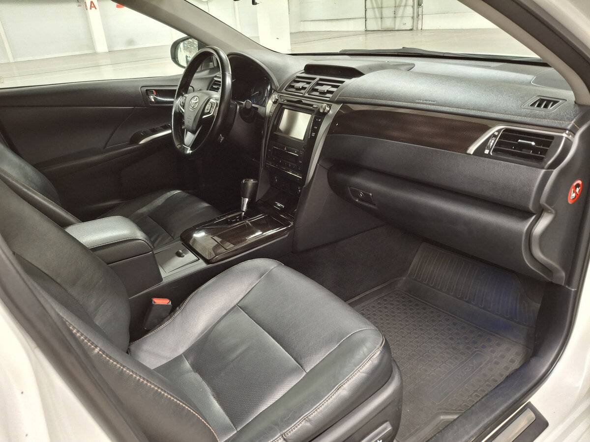 Toyota Camry б/у, 2015, Автоматическая. Фото: #10