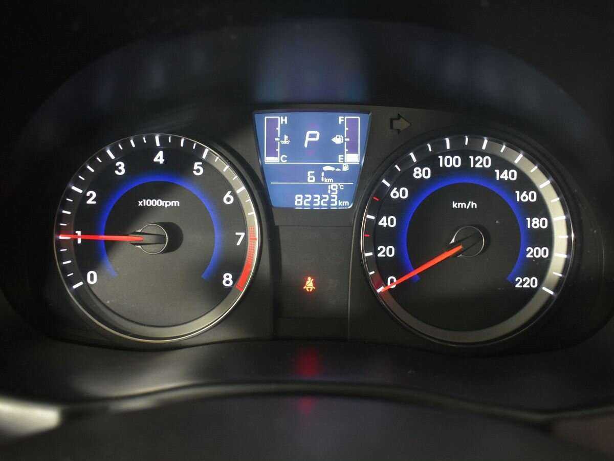 Hyundai Solaris б/у, 2016, Автоматическая. Фото: #10