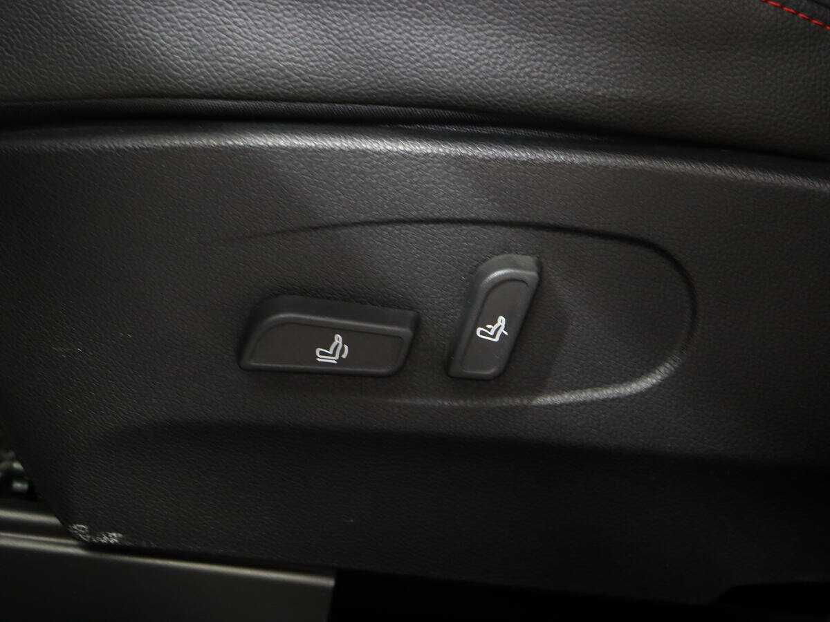 Dongfeng AX7 б/у, 2017, Автоматическая. Фото: #15