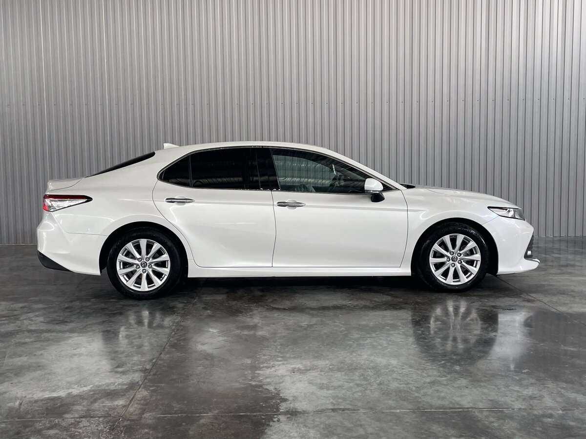 Toyota Camry б/у, 2018, Автоматическая. Фото: #3