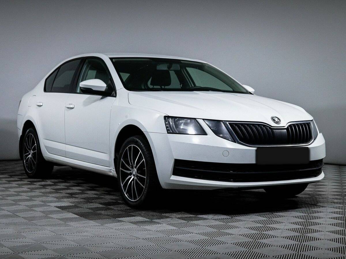 Skoda Octavia б/у, 2019, Автоматическая. Фото: #2
