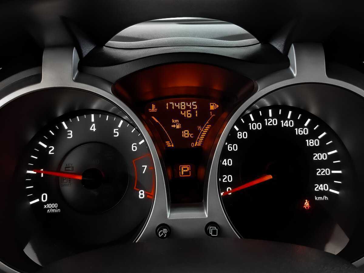 Nissan Juke б/у, 2012, Вариатор. Фото: #13