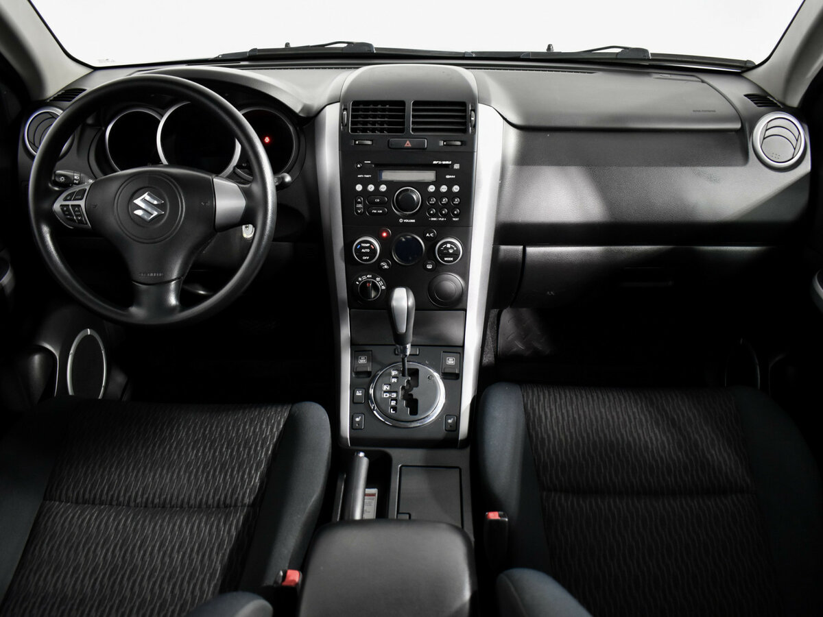Suzuki Grand Vitara б/у, 2014, Автоматическая. Фото: #12