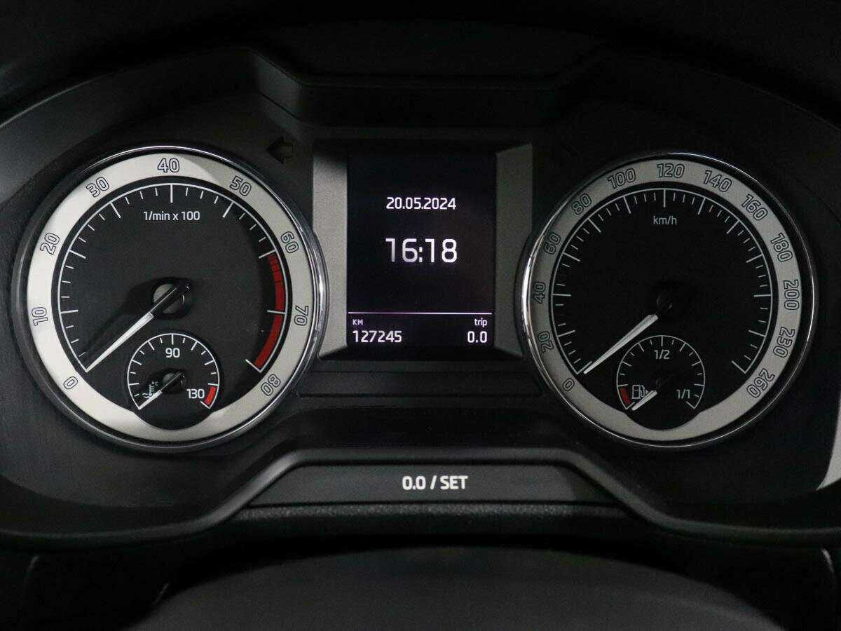 Skoda Octavia б/у, 2018, Роботизированная. Фото: #9