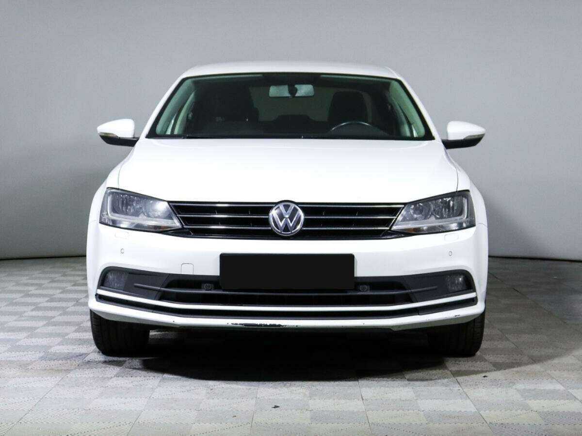 Volkswagen Jetta б/у, 2016, Автоматическая. Фото: #1