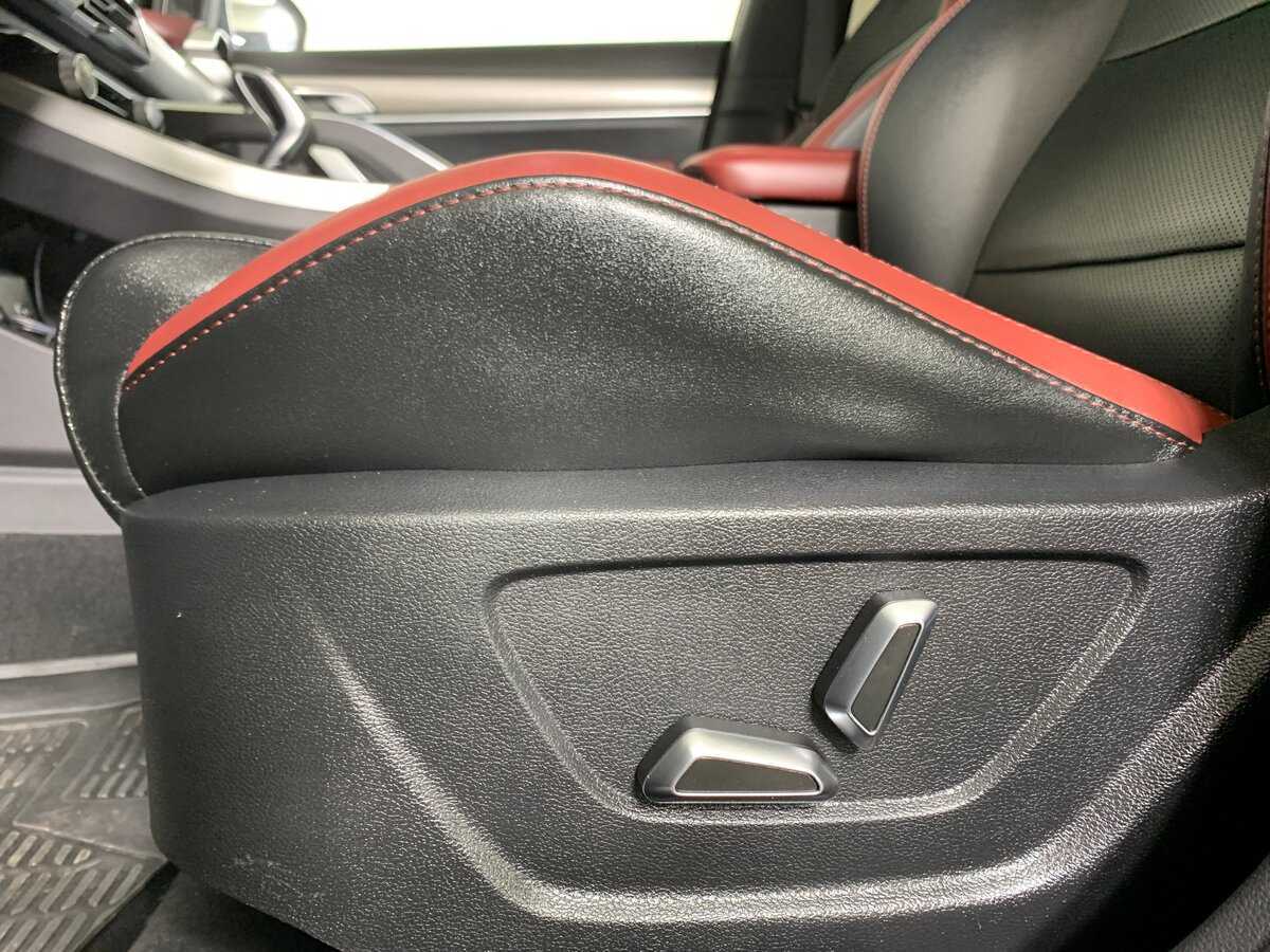 Geely Coolray б/у, 2021, Роботизированная. Фото: #15