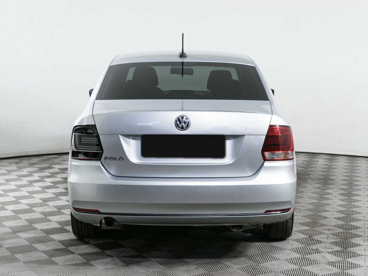 Volkswagen Polo б/у, 2017, Автоматическая. Фото: #4