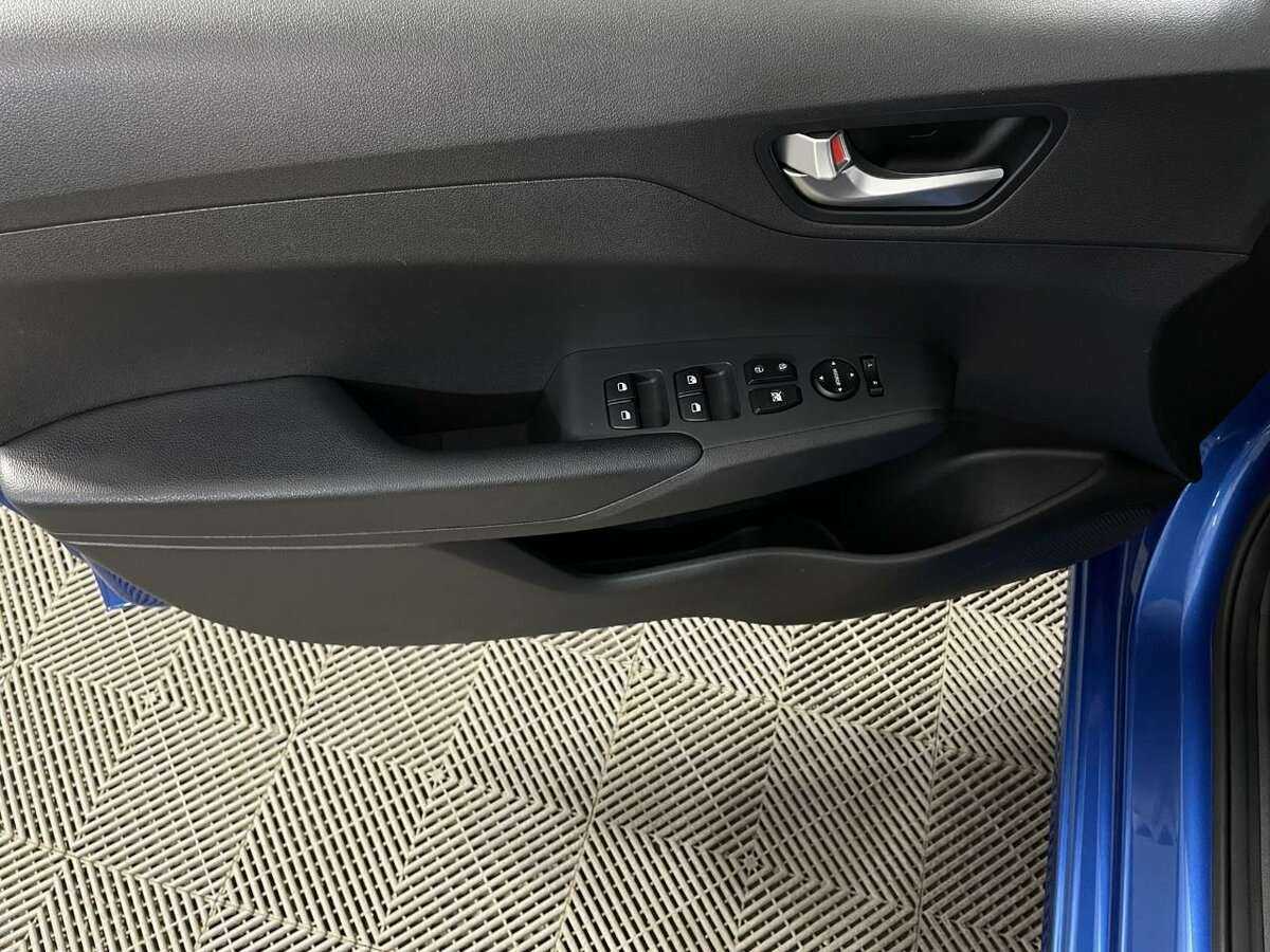 Hyundai Solaris б/у, 2021, Автоматическая. Фото: #5