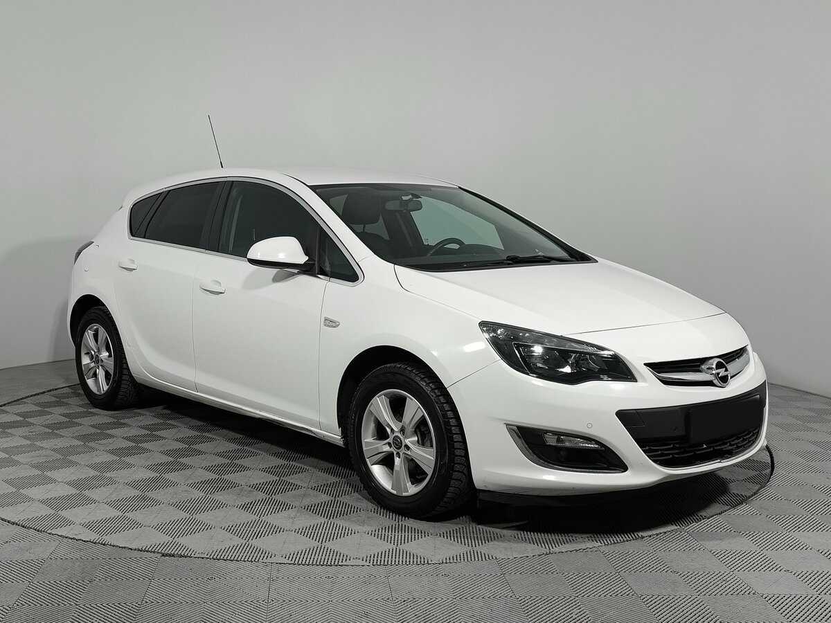 Opel Astra б/у, 2014, Автоматическая. Фото: #2