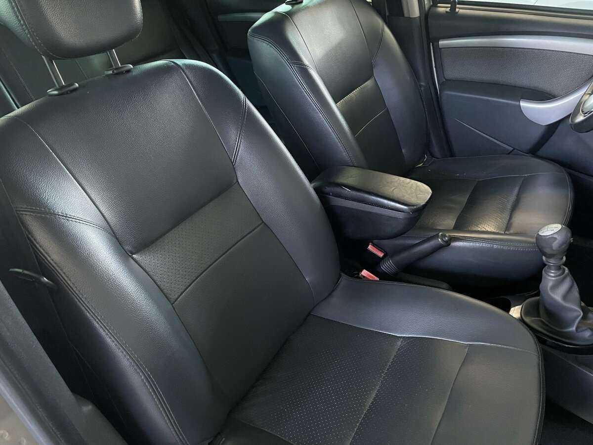 Renault Duster б/у, 2013, Механическая. Фото: #13