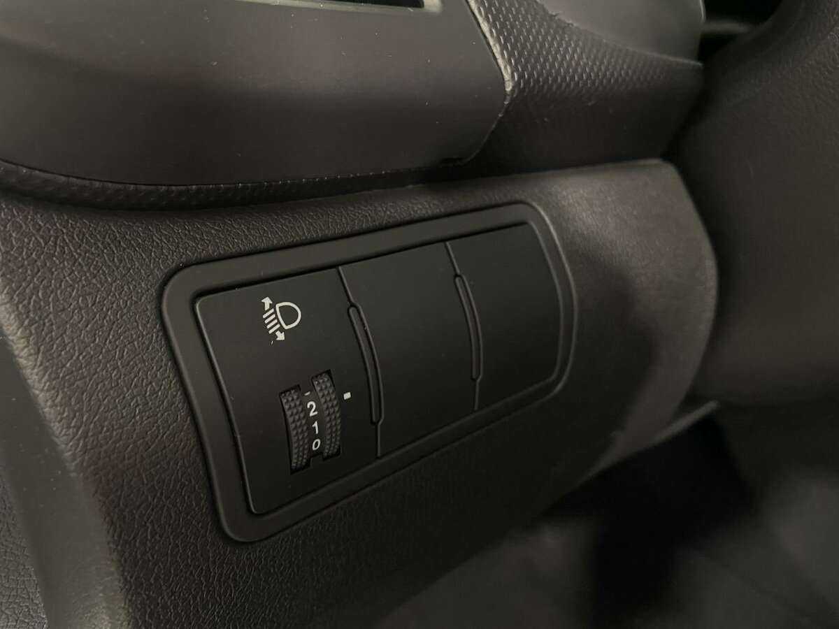 Hyundai Solaris б/у, 2012, Механическая. Фото: #8