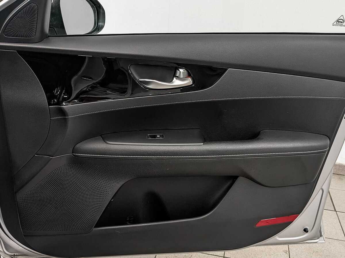 Kia Cerato б/у, 2021, Автоматическая. Фото: #24