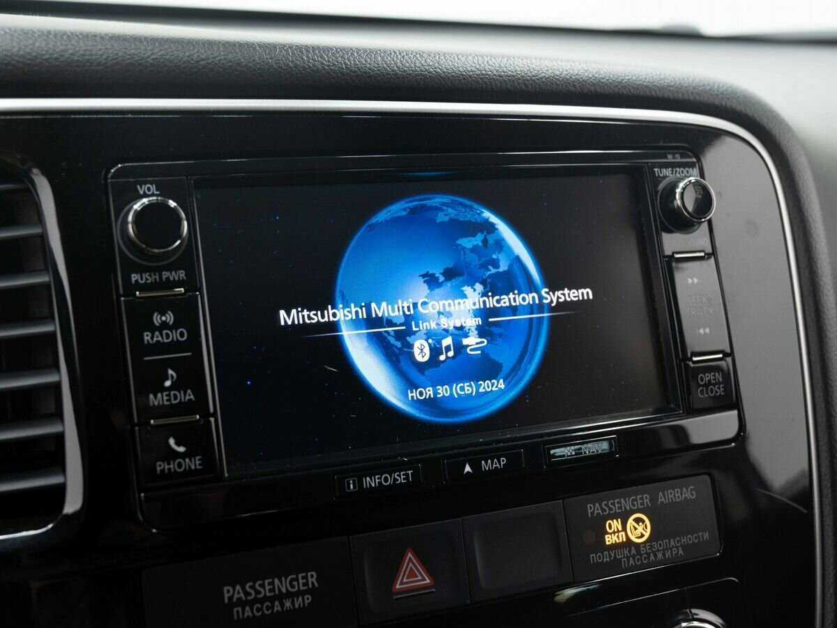 Mitsubishi Outlander б/у, 2016, Вариатор. Фото: #21