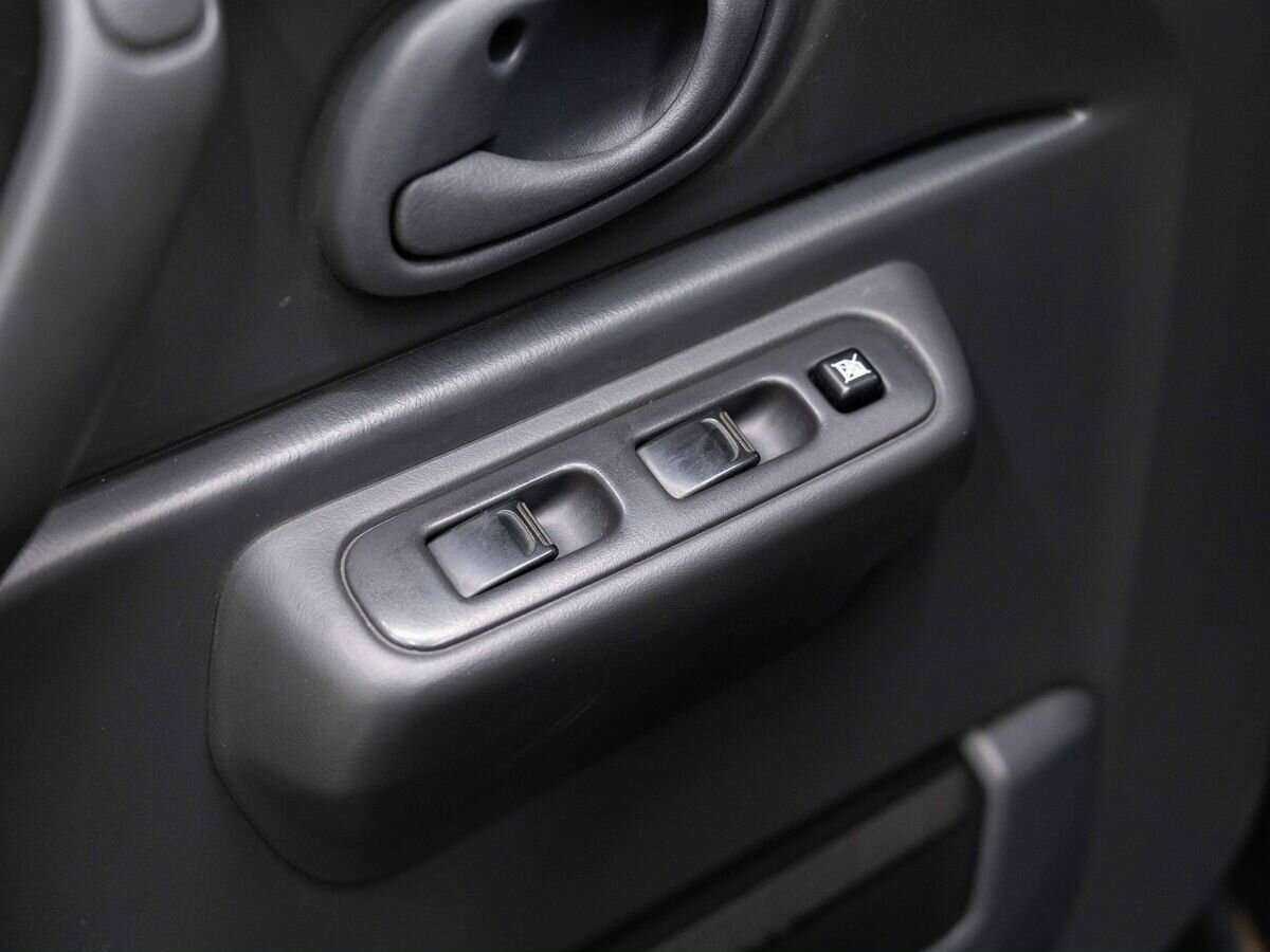 Suzuki Jimny б/у, 2012, Автоматическая. Фото: #12