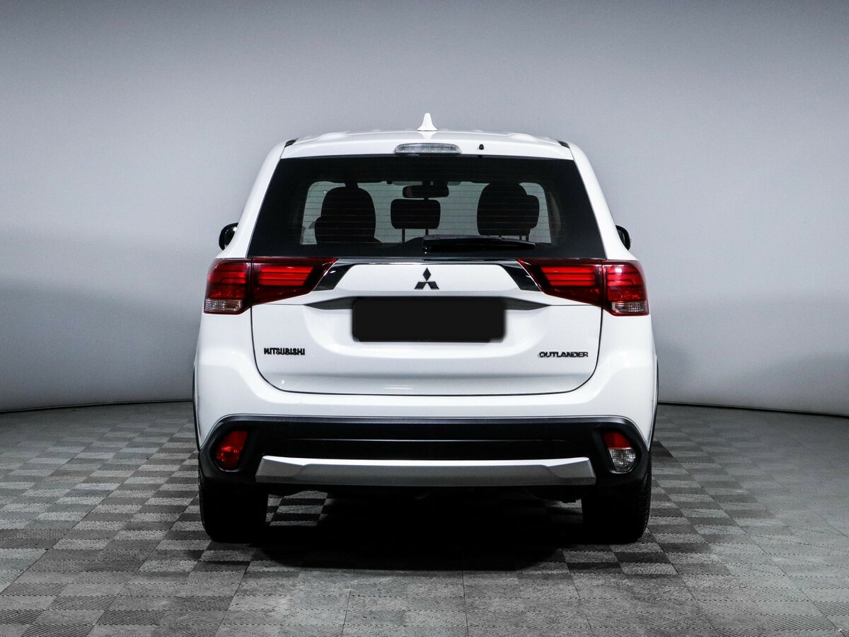Mitsubishi Outlander б/у, 2018, Вариатор. Фото: #5