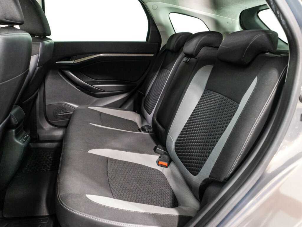 Lada (ВАЗ) Vesta б/у, 2018, Механическая. Фото: #9