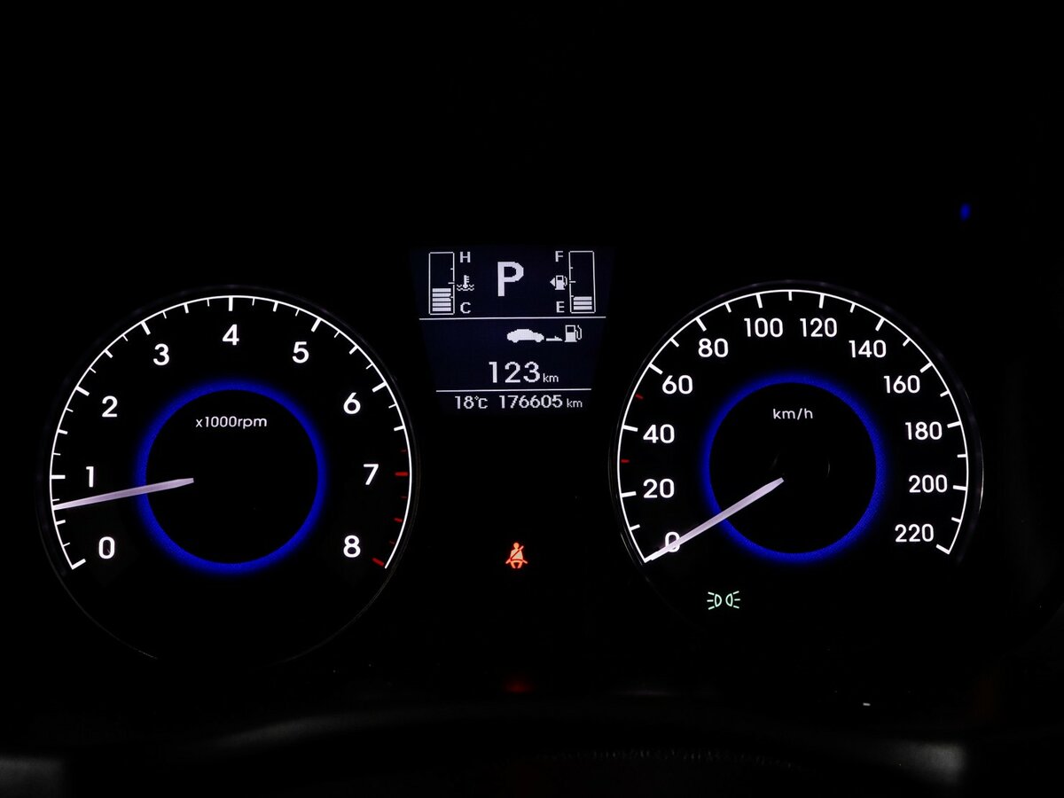 Hyundai Solaris б/у, 2015, Автоматическая. Фото: #8