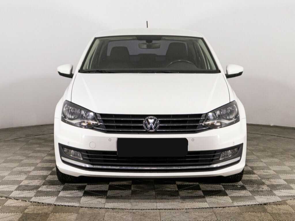 Volkswagen Polo б/у, 2017, Роботизированная. Фото: #1