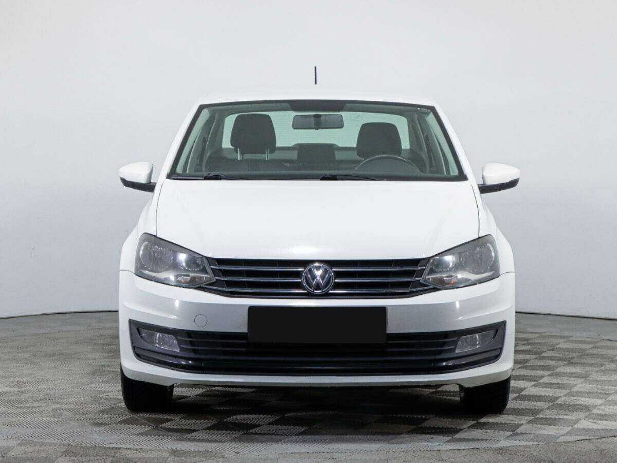 Volkswagen Polo б/у, 2016, Механическая. Фото: #1