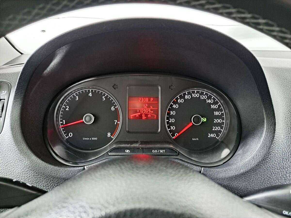 Volkswagen Polo б/у, 2013, Автоматическая. Фото: #8