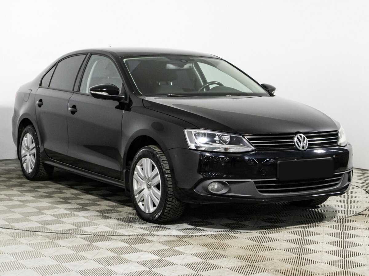 Volkswagen Jetta б/у, 2012, Механическая. Фото: #2