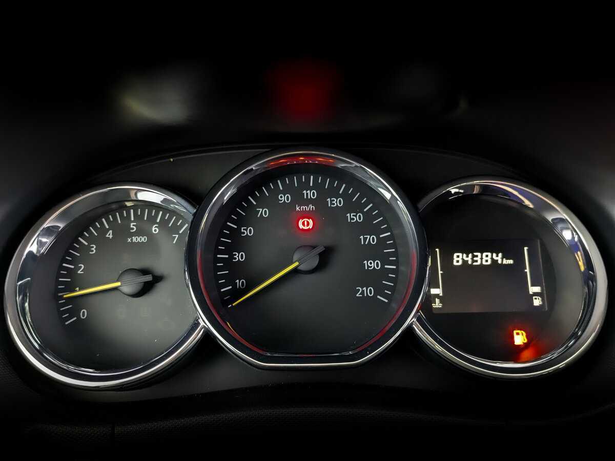 Renault Duster б/у, 2018, Механическая. Фото: #10