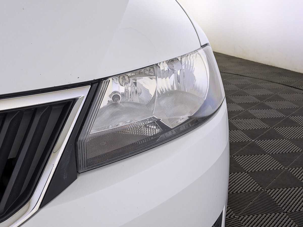 Skoda Rapid б/у, 2017, Механическая. Фото: #10