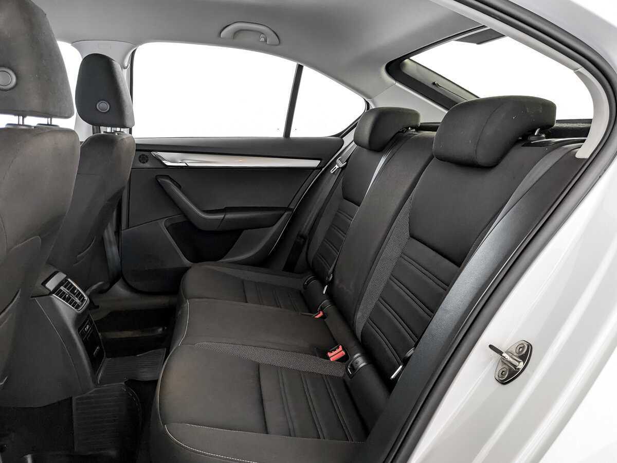 Skoda Octavia б/у, 2018, Автоматическая. Фото: #11