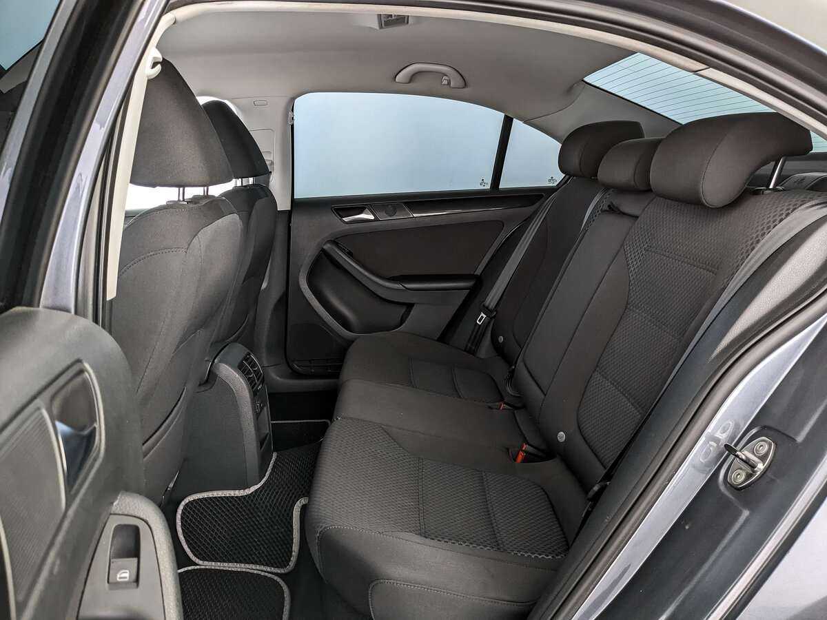 Volkswagen Jetta б/у, 2012, Роботизированная. Фото: #12