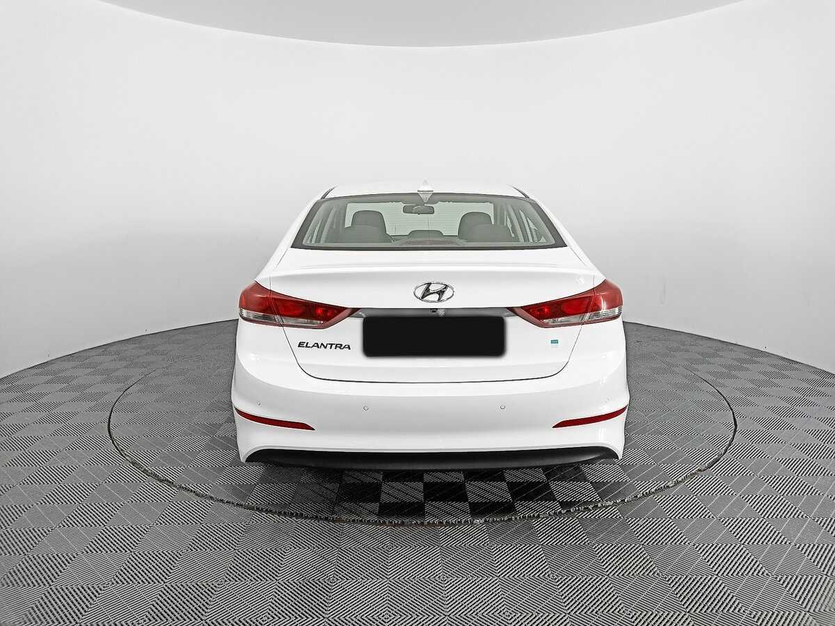 Hyundai Elantra б/у, 2017, Автоматическая. Фото: #5