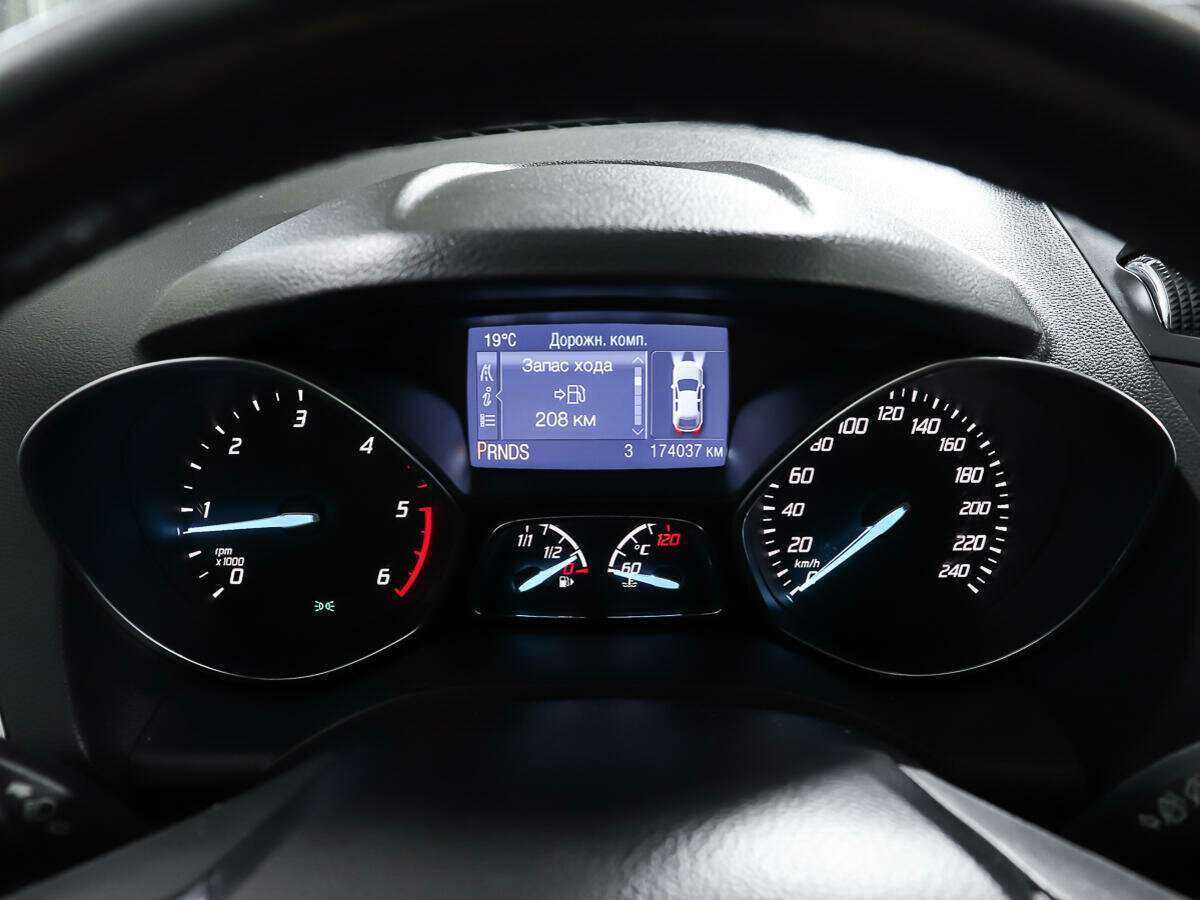 Ford Kuga б/у, 2013, Роботизированная. Фото: #14