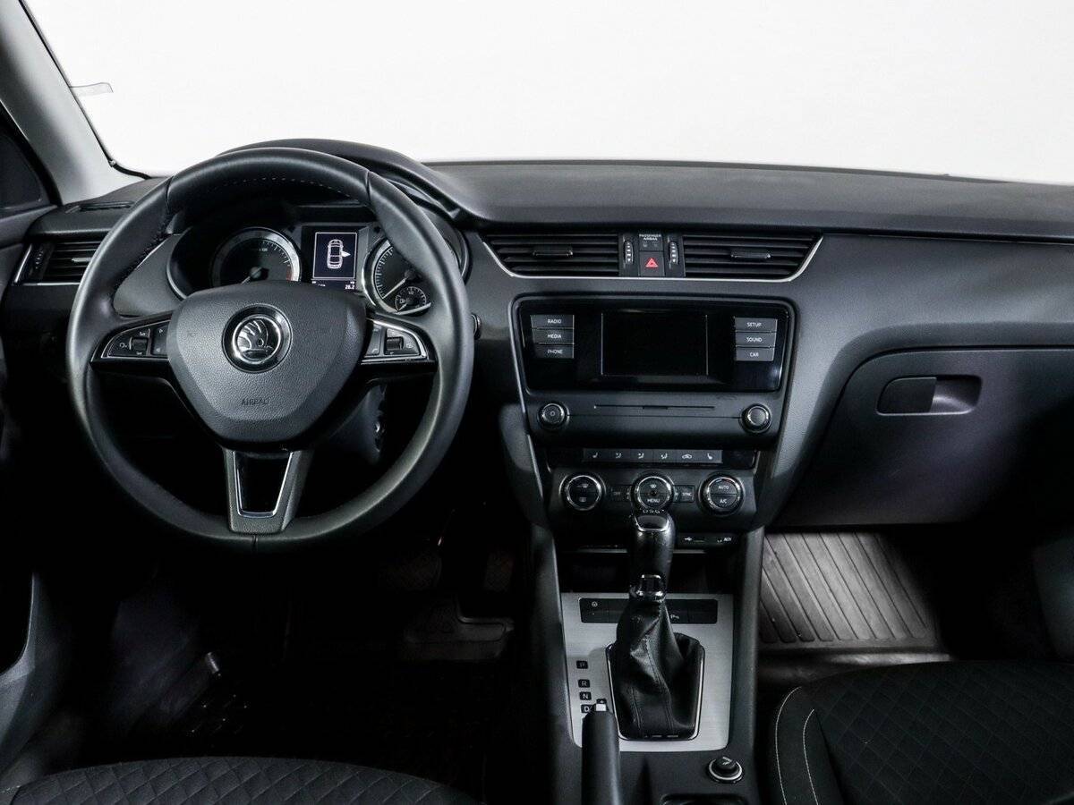 Skoda Octavia б/у, 2016, Роботизированная. Фото: #7