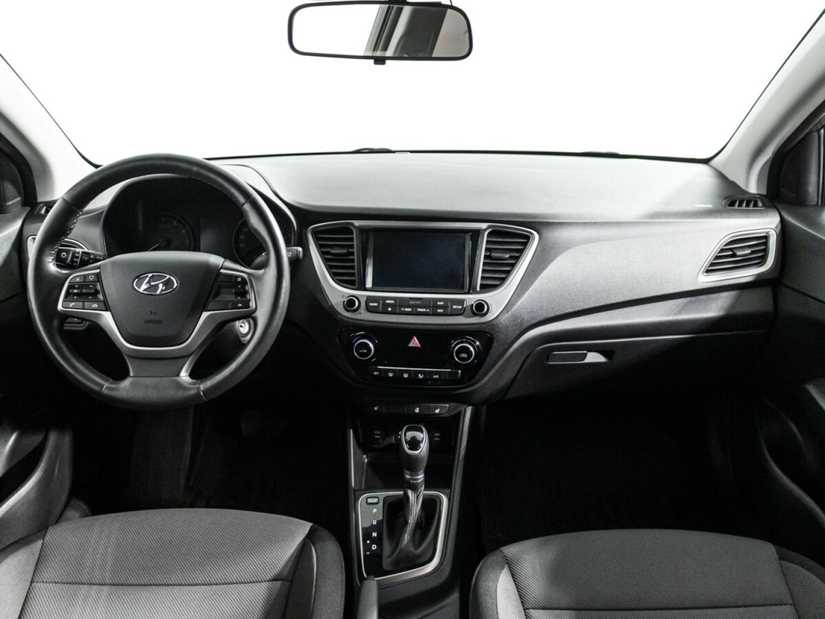 Hyundai Solaris б/у, 2018, Автоматическая. Фото: #12