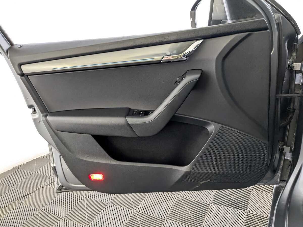 Skoda Octavia б/у, 2017, Механическая. Фото: #16