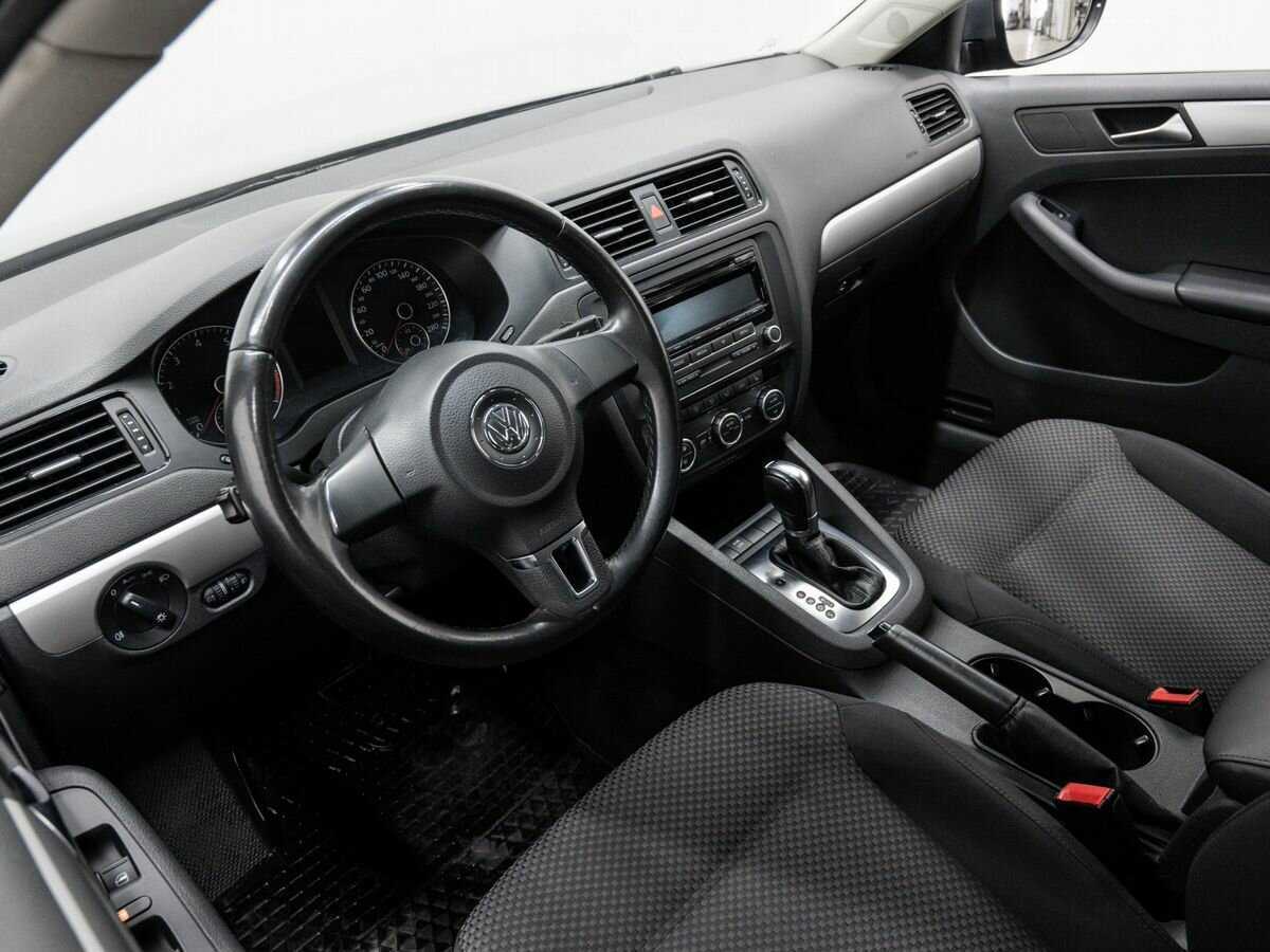 Volkswagen Jetta б/у, 2012, Автоматическая. Фото: #13