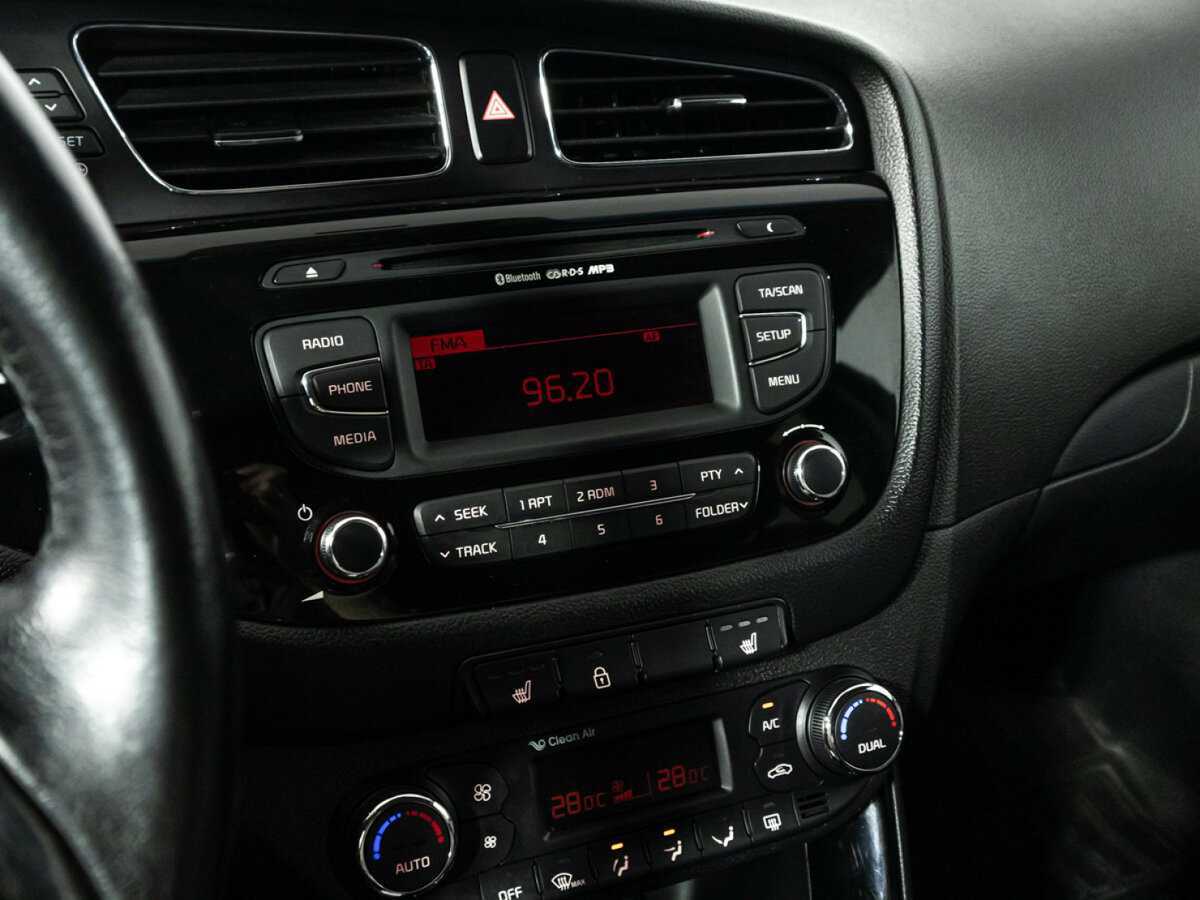 Kia Ceed б/у, 2015, Автоматическая. Фото: #15