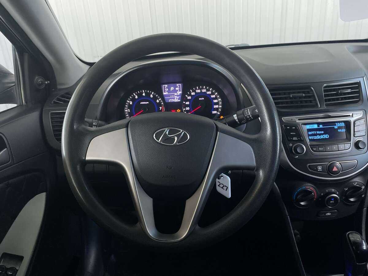 Hyundai Solaris б/у, 2016, Автоматическая. Фото: #9