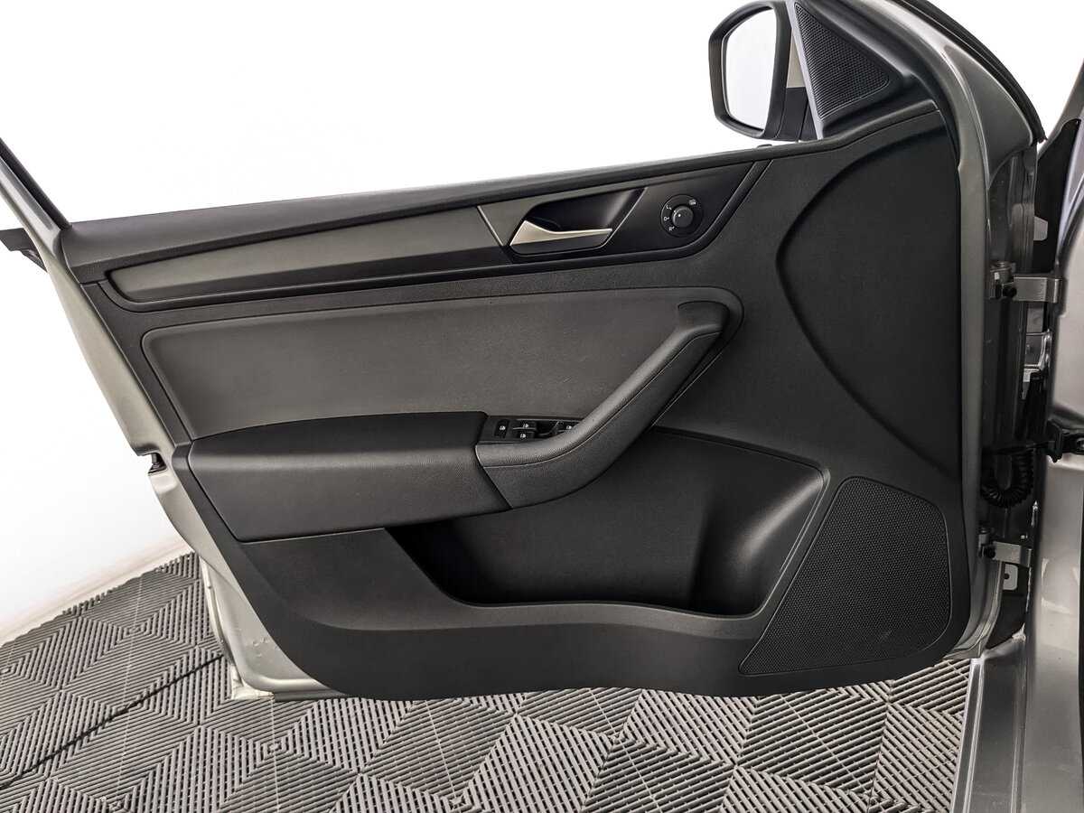 Volkswagen Polo б/у, 2021, Автоматическая. Фото: #14