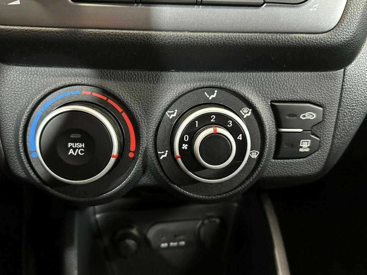 Kia Rio б/у, 2014, Автоматическая. Фото: #14