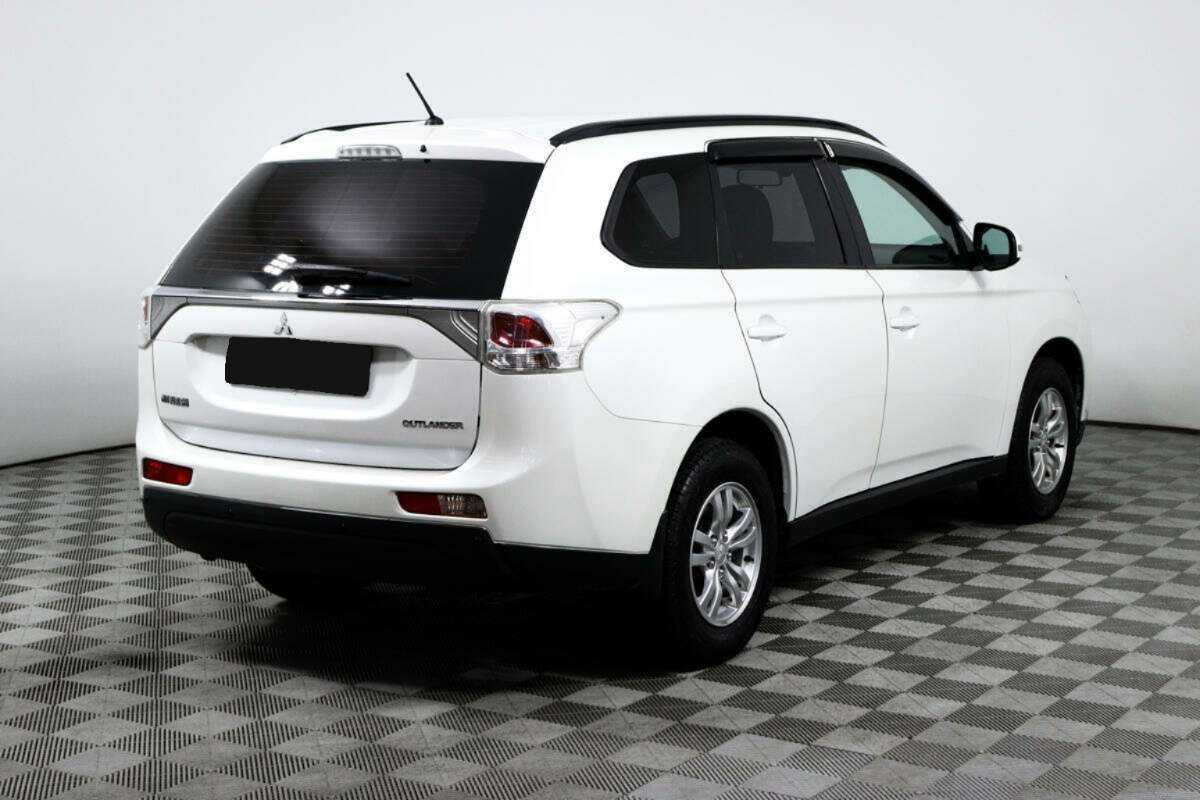 Mitsubishi Outlander б/у, 2013, Вариатор. Фото: #4