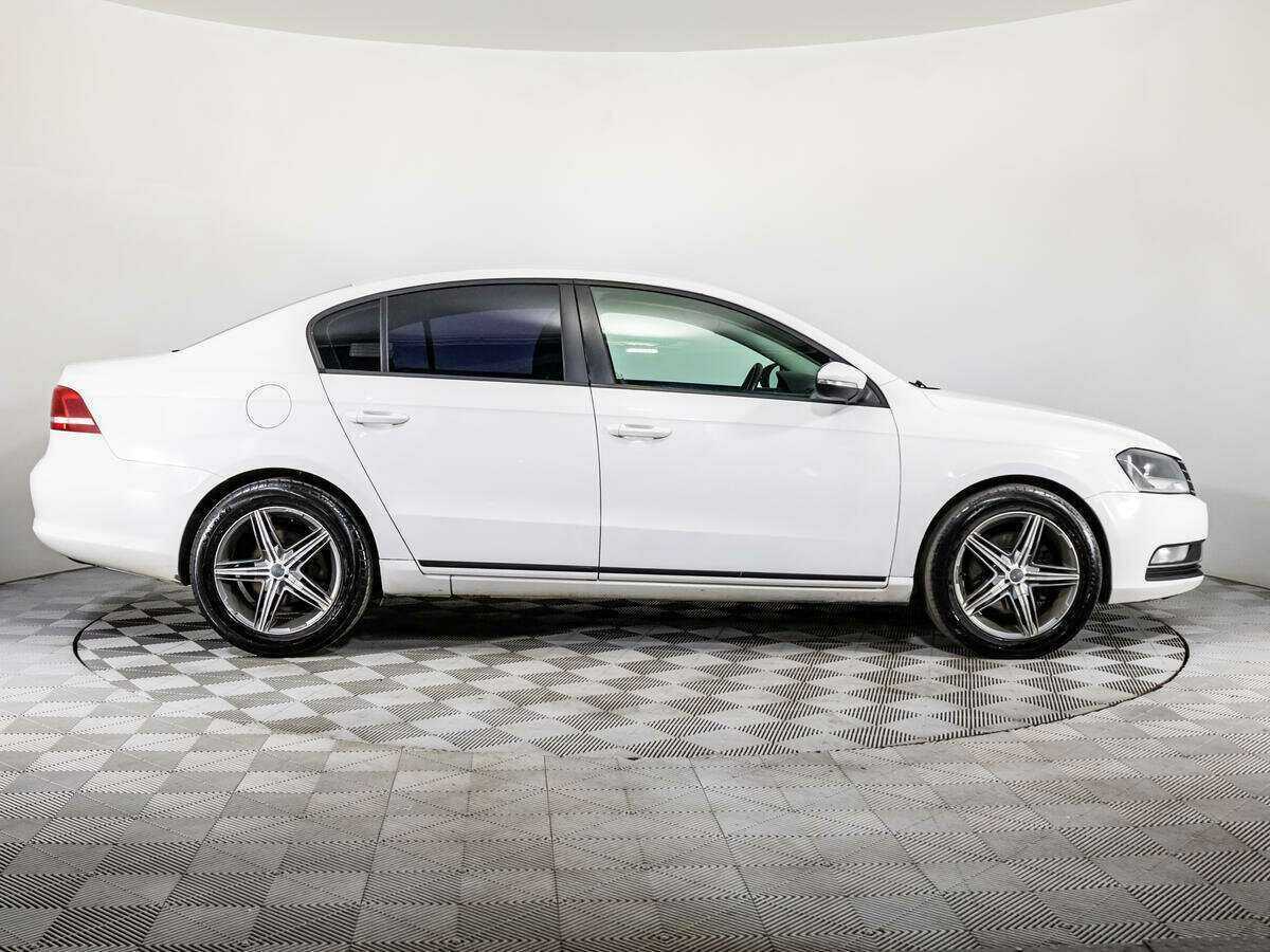 Volkswagen Passat б/у, 2012, Роботизированная. Фото: #3