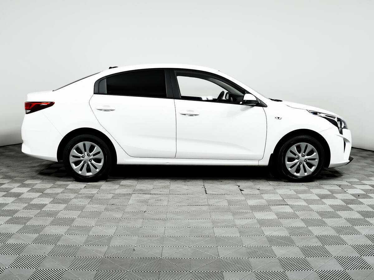 Kia Rio б/у, 2021, Автоматическая. Фото: #3