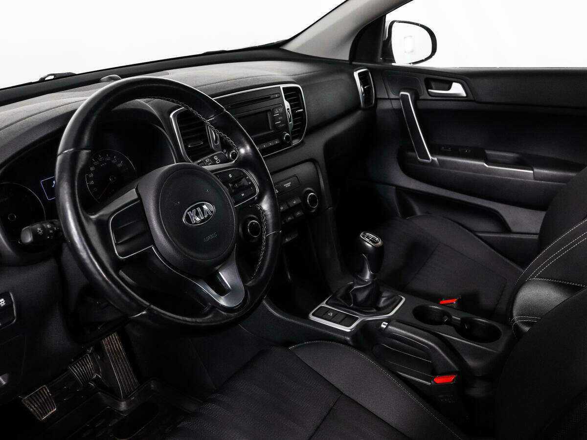 Kia Sportage б/у, 2016, Механическая. Фото: #9