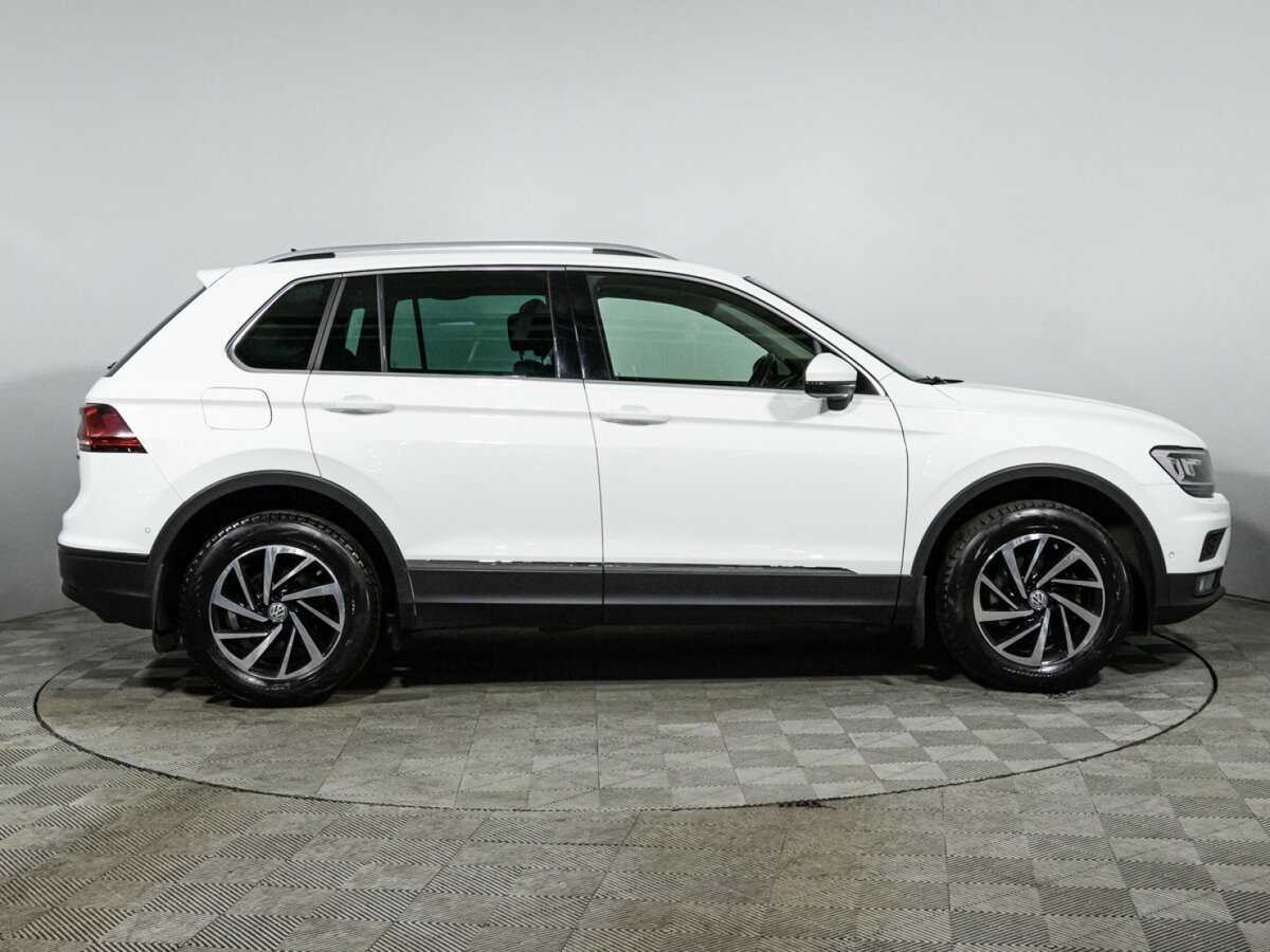 Volkswagen Tiguan б/у, 2018, Роботизированная. Фото: #3