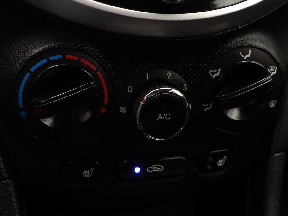 Hyundai Solaris б/у, 2013, Автоматическая. Фото: #14