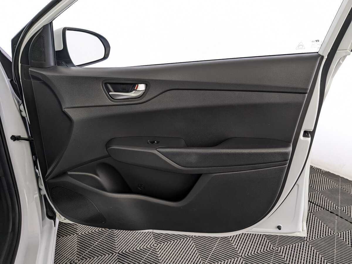 Hyundai Solaris б/у, 2020, Автоматическая. Фото: #22