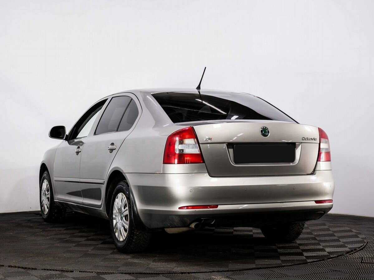 Skoda Octavia б/у, 2012, Механическая. Фото: #3