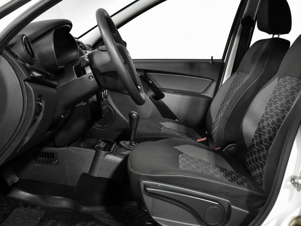 Lada (ВАЗ) Granta б/у, 2019, Роботизированная. Фото: #9